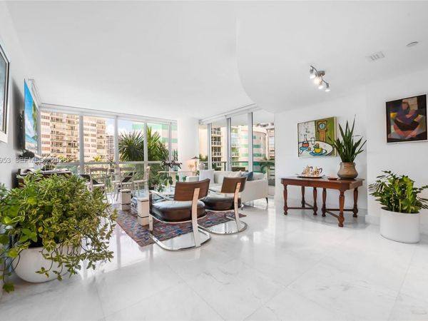 1331 Brickell Bay Dr, Unit 408, Miami, FL 33131