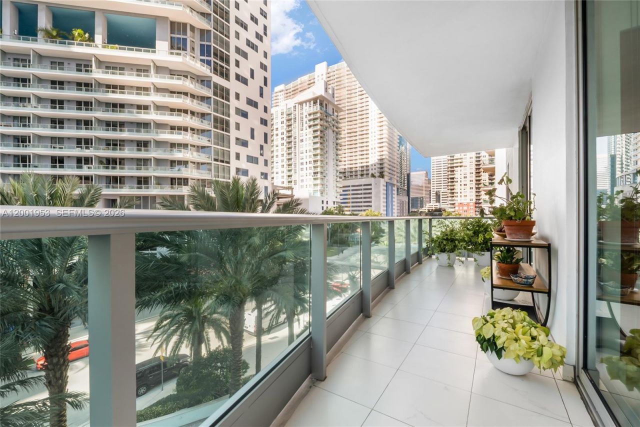 1331 Brickell Bay Dr, Unit 408, Miami, FL 33131 Photo