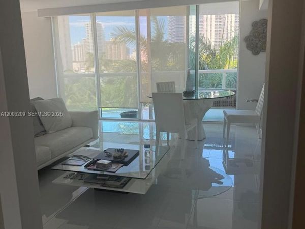 19400 Turnberry Way , Unit 331, Aventura, FL 33180