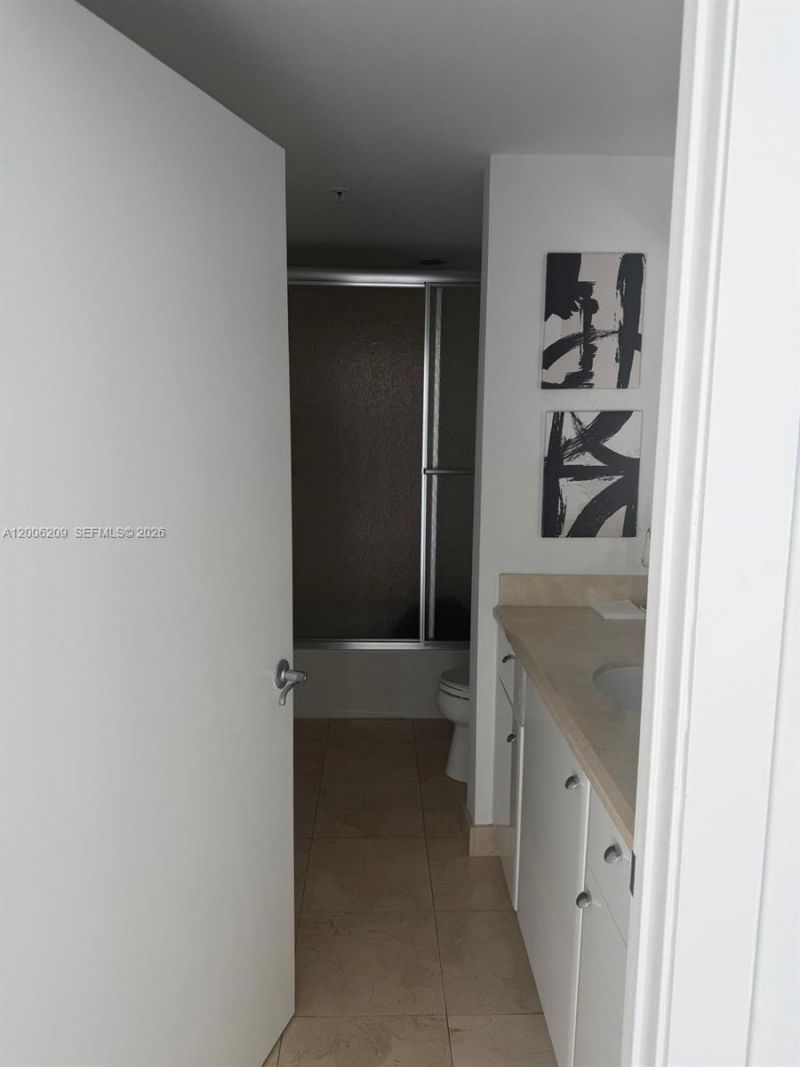 19400 Turnberry Way, Unit 331, Aventura, FL 33180 Photo