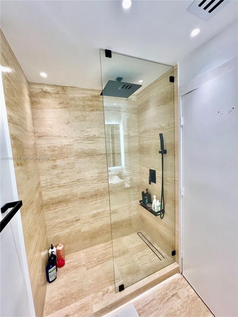 3340 NE 190th St, Unit 409, Aventura, FL 33180 Photo