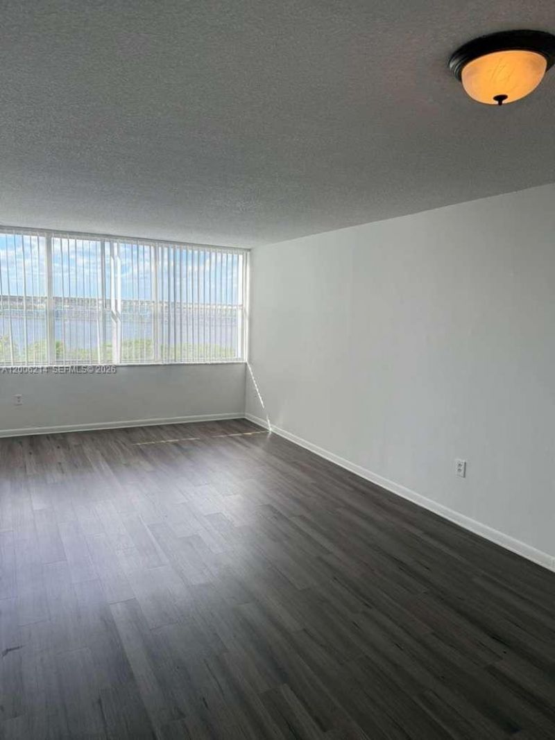 1200 NE Miami Gardens Dr, Unit 812W, Miami, FL 33179 Photo