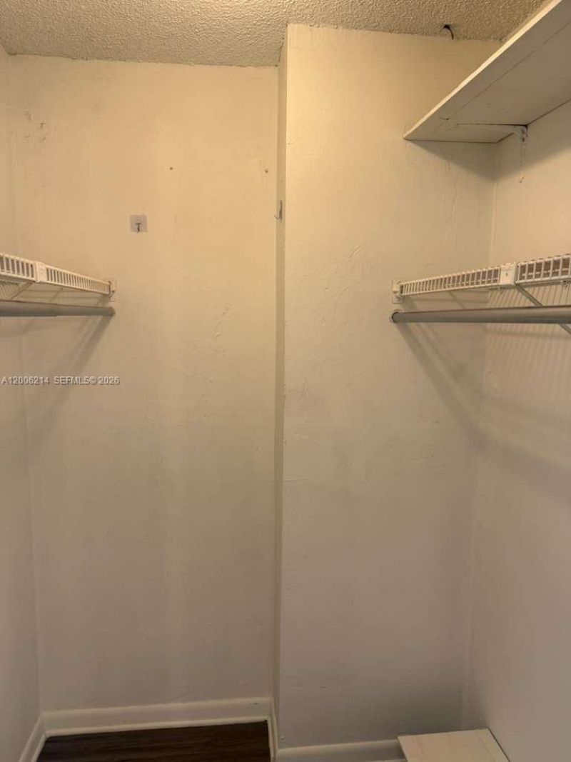 1200 NE Miami Gardens Dr, Unit 812W, Miami, FL 33179 Photo