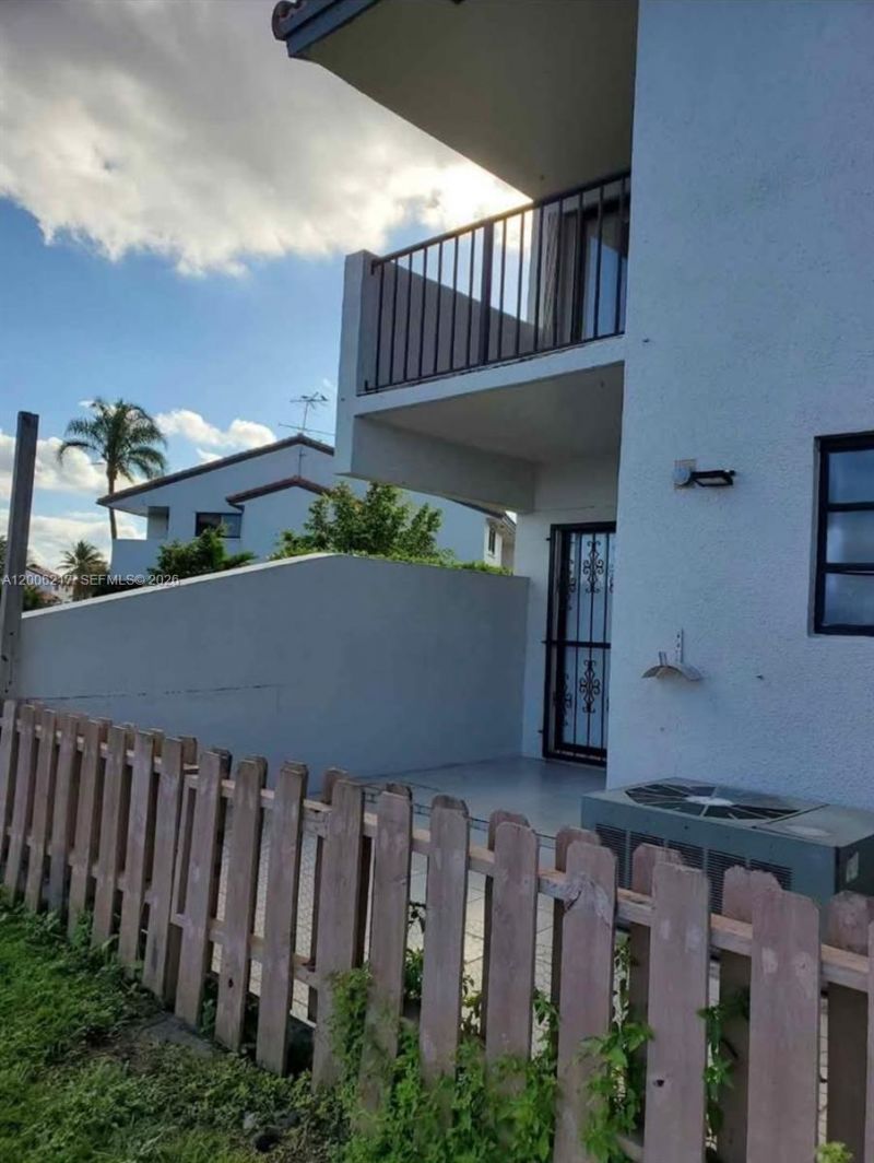 13420 SW 62nd St , Unit 110J, Miami, FL 33183 Photo