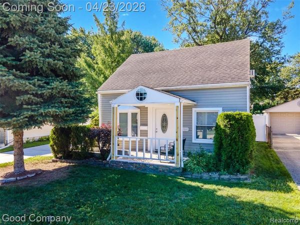 22000 Fresard Street , St. Clair Shores, MI 48080