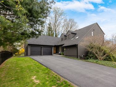 3145 Hidden Lake Drive, Baldwinsville, NY 13027