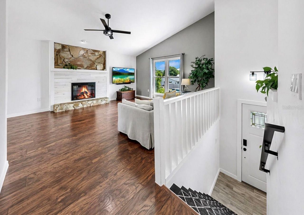 8096 Glenbrooke Lane, Sarasota, FL 34243 Photo