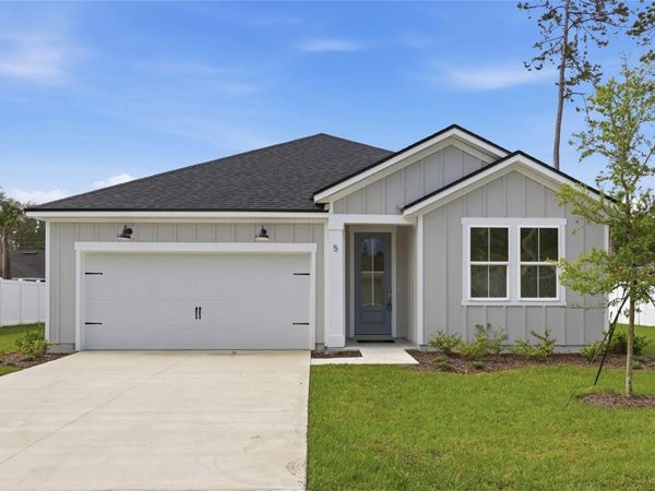 5 REINE PLACE , PALM COAST, FL 32164