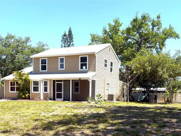 495 BURKE ROAD , VENICE, FL 34293