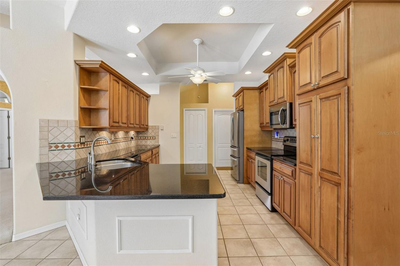 13185 Cooper Road , Spring Hill, FL 34609 Photo