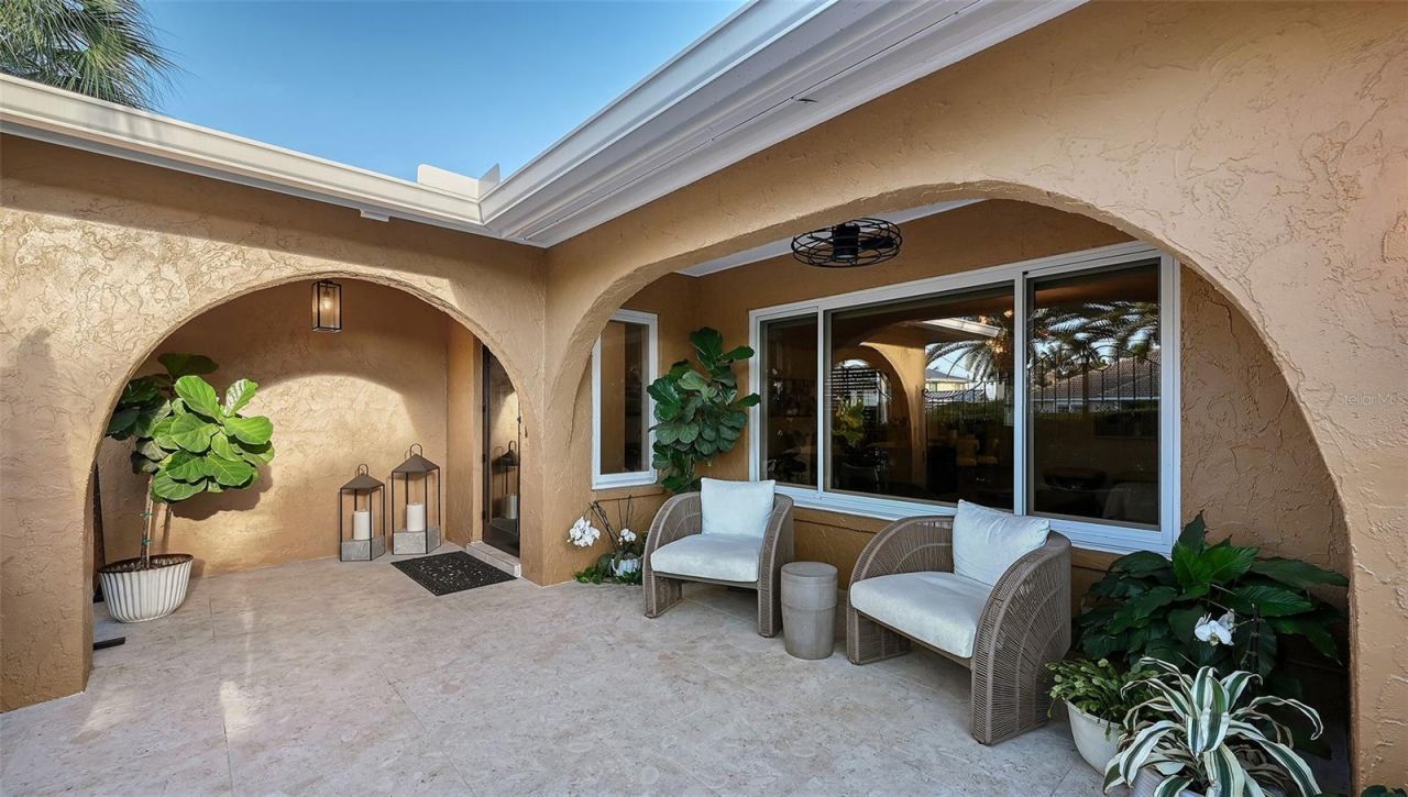 7137 Westmoreland Drive , Sarasota, FL 34243 Photo