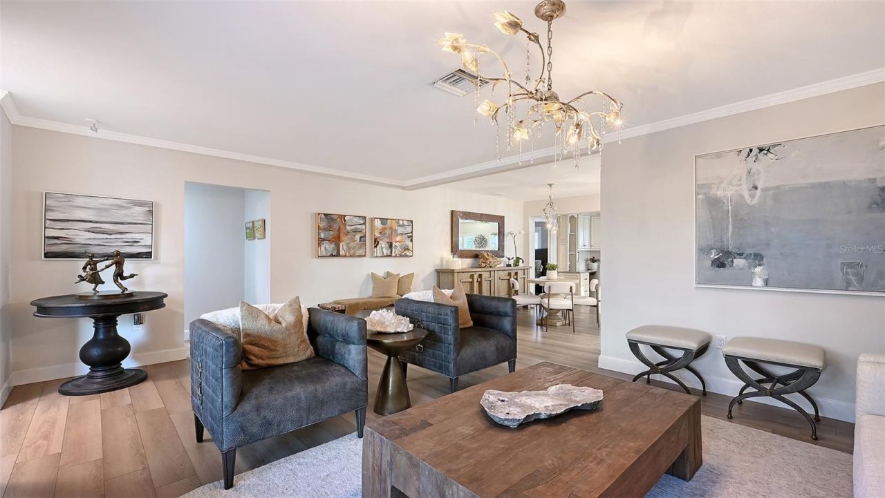 7137 Westmoreland Drive , Sarasota, FL 34243 Photo