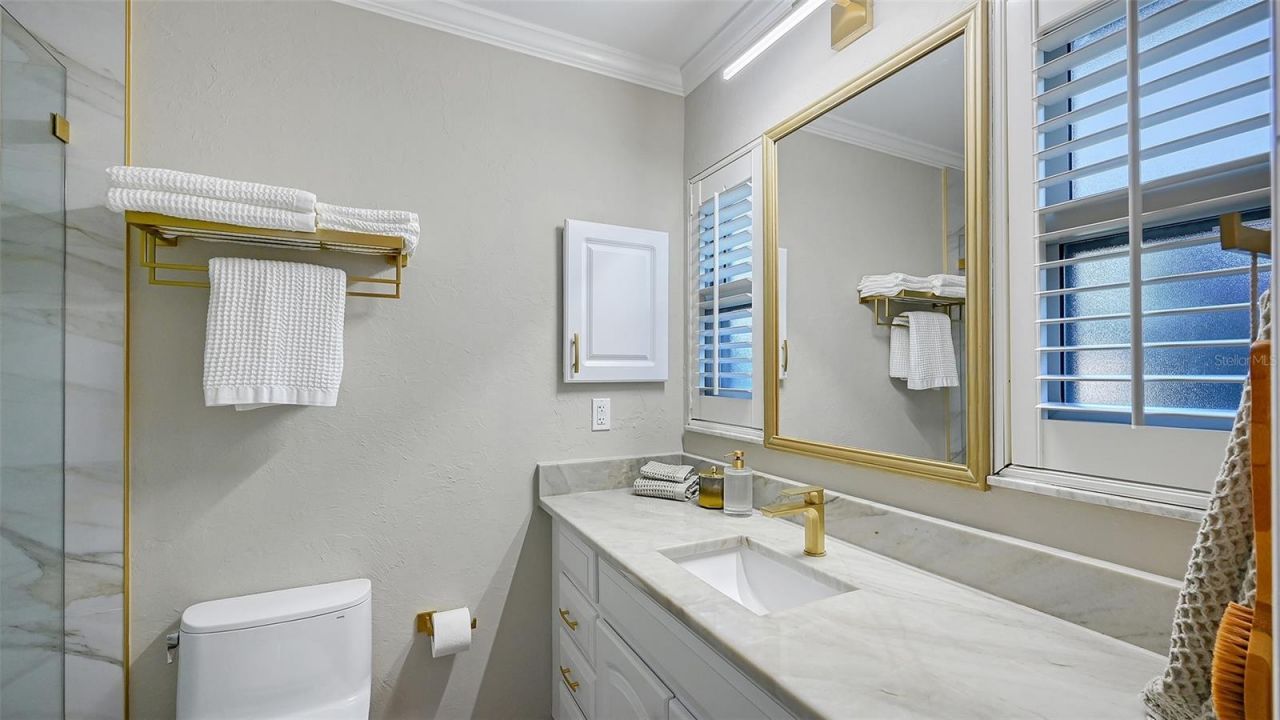 7137 Westmoreland Drive , Sarasota, FL 34243 Photo