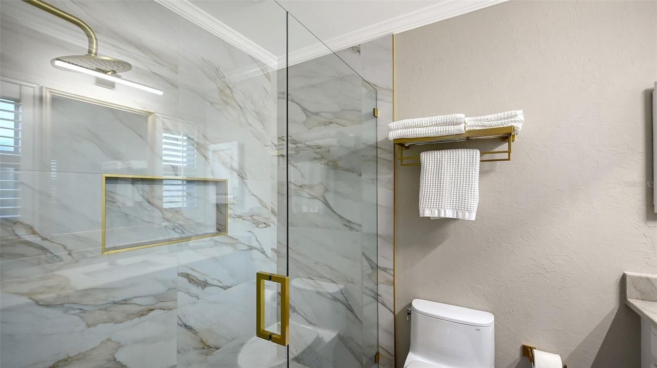 7137 Westmoreland Drive , Sarasota, FL 34243 Photo