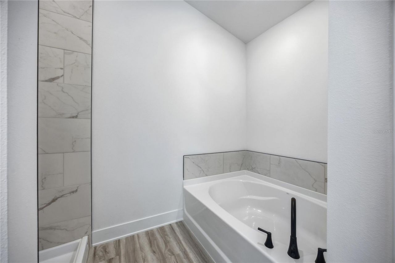 16822 NW 178th Terrace , Alachua, FL 32615 Photo