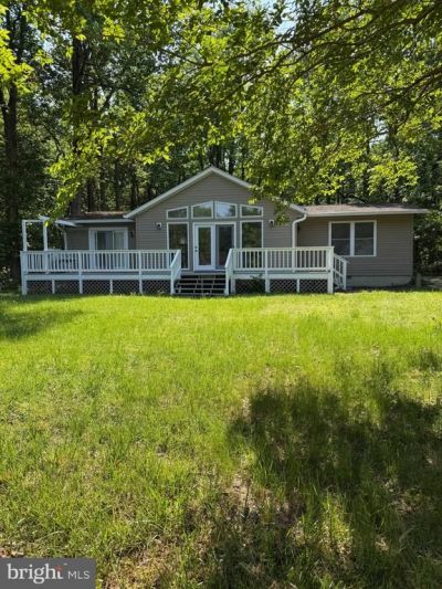 708 Monument Drive, Montross, VA 22520 Main Photo