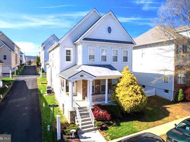 17571 LETHRIDGE CIRCLE, ROUND HILL, VA 20141