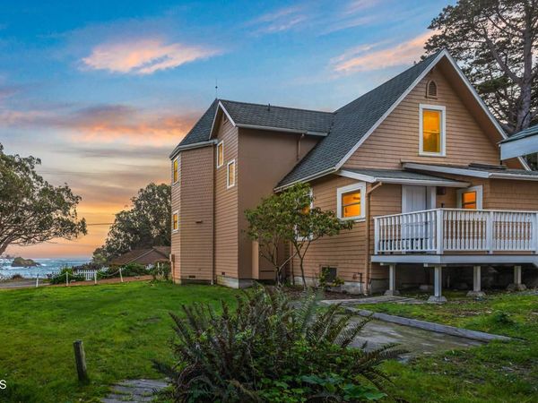 45180 Headlands Drive, Little River, CA 95456