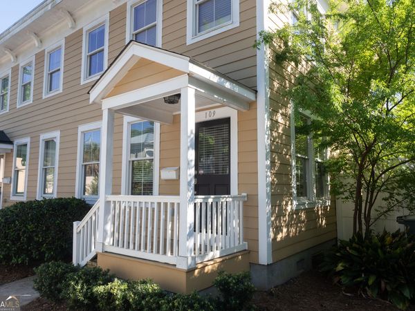 109 W 31st Street, Savannah, GA 31401