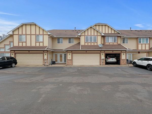 4013 Meadowlark Curve , Eagan, MN 55122