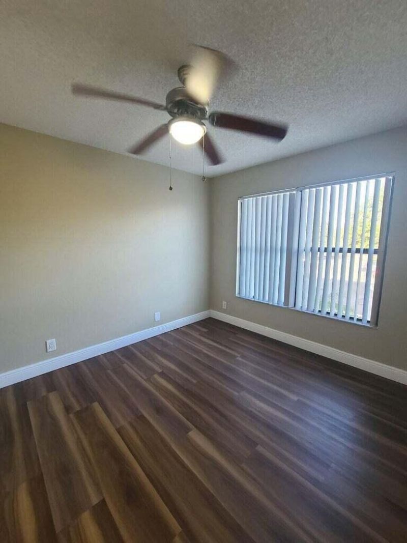 1517 Lake Crystal Drive, Unit E, West Palm Beach, FL 33411 Photo