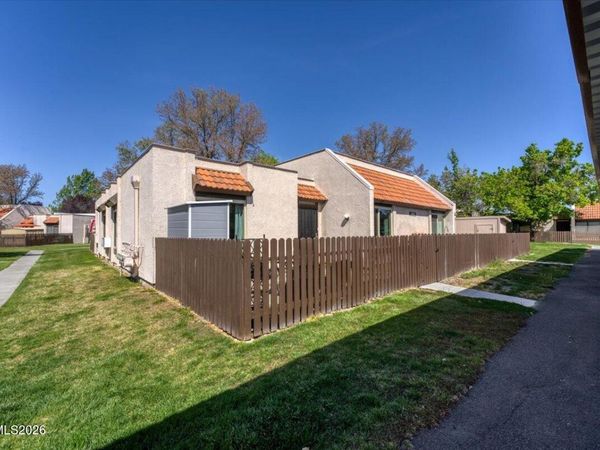 1052 Baywood Drive, Unit # 80, Sparks, NV 89434