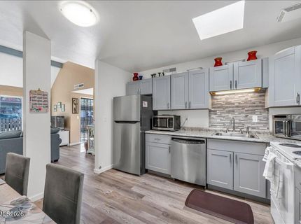 1052 Baywood Drive, Unit # 80, Sparks, NV 89434 Photo