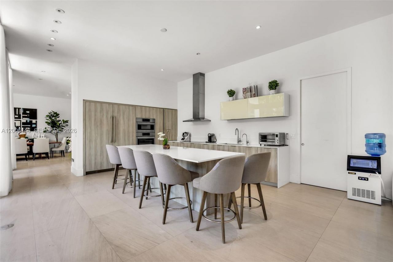 Please Call For Address, Key Biscayne, FL 33149 Photo