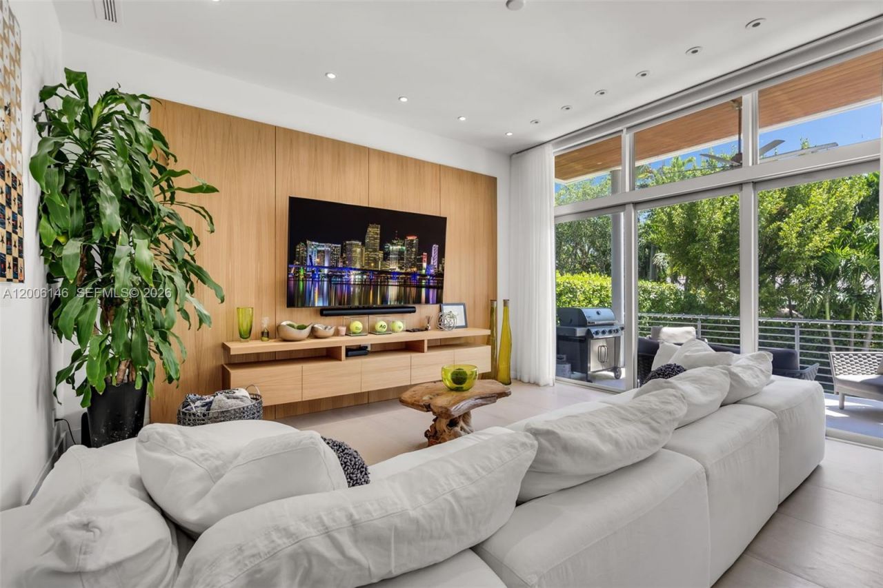 Please Call For Address, Key Biscayne, FL 33149 Photo