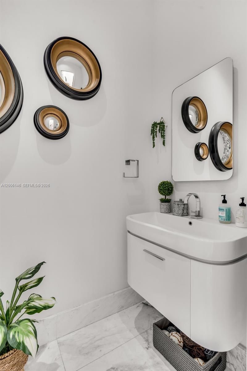 Please Call For Address, Key Biscayne, FL 33149 Photo