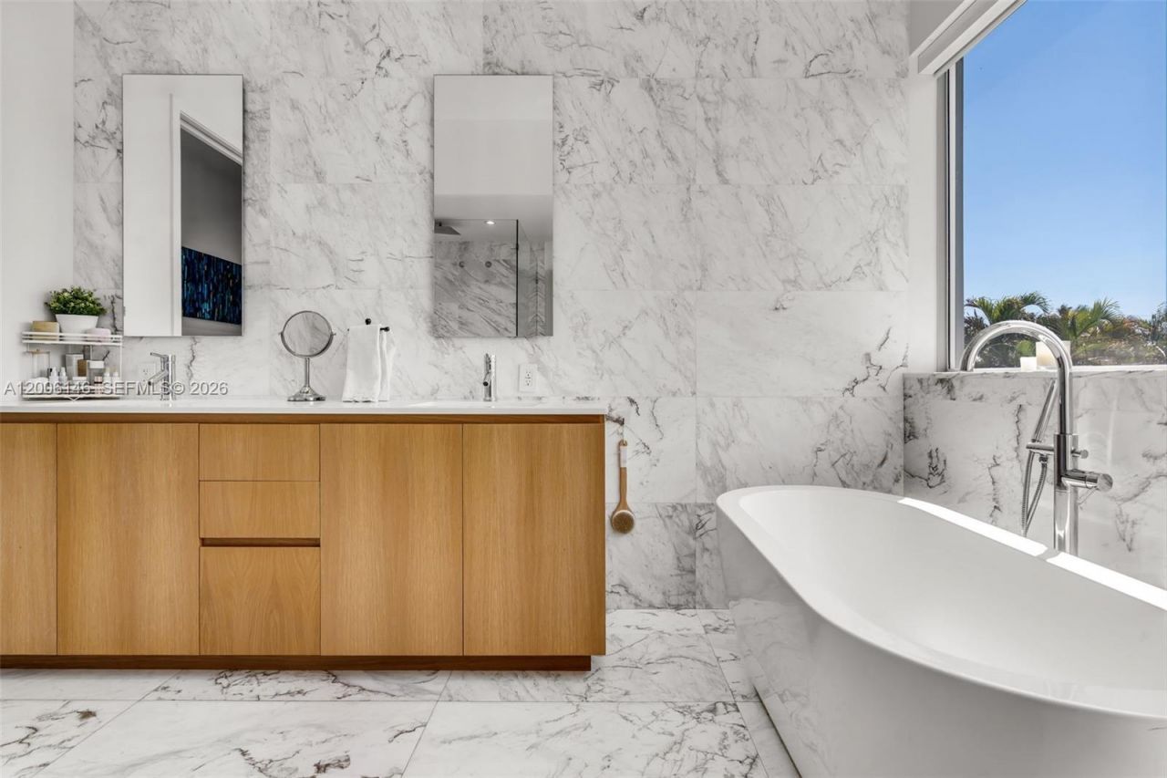 Please Call For Address, Key Biscayne, FL 33149 Photo