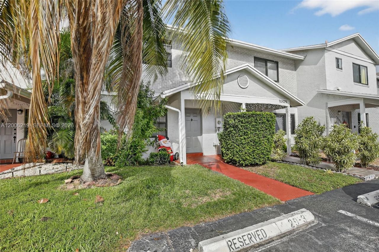 10431 NW 3rd St, Pembroke Pines, FL 33026 Photo