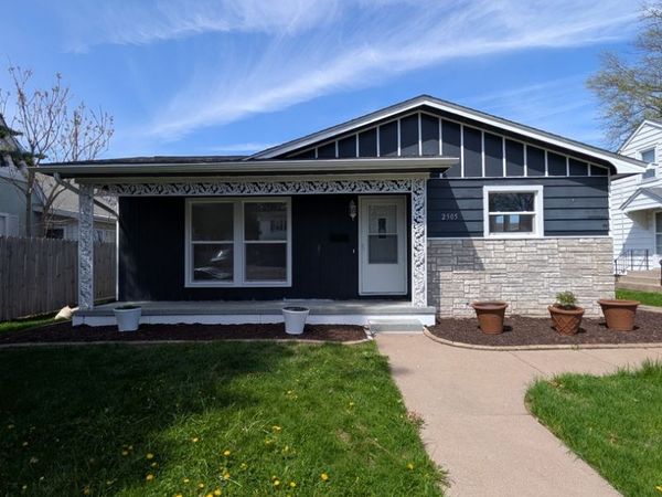 2505 23RD Avenue B Avenue , Moline, IL 61265