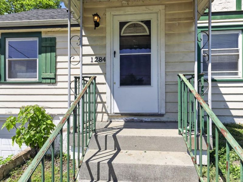 1284 Compton Road, Springfield Twp., OH 45231 Photo 2