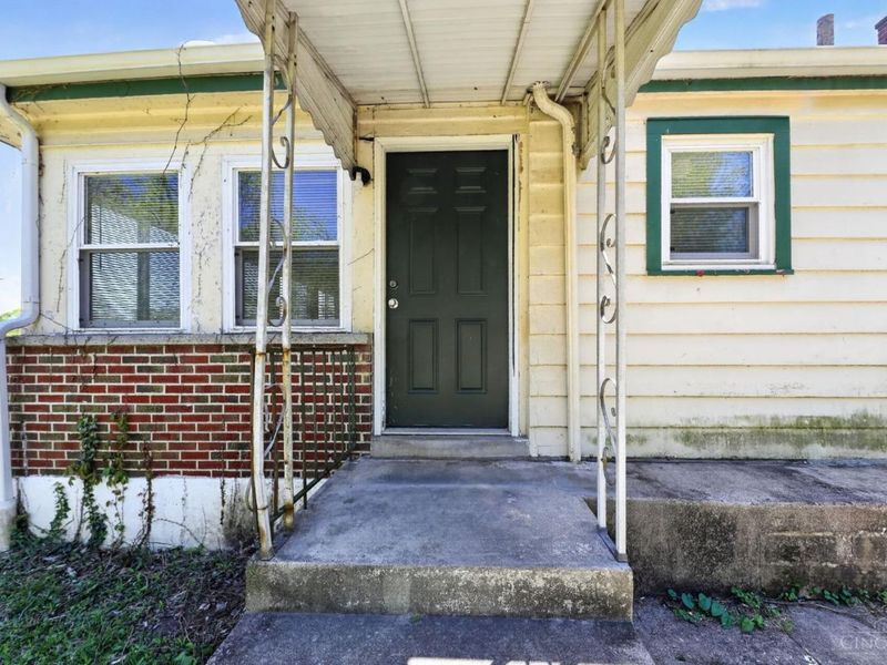 1284 Compton Road, Springfield Twp., OH 45231 Photo 6