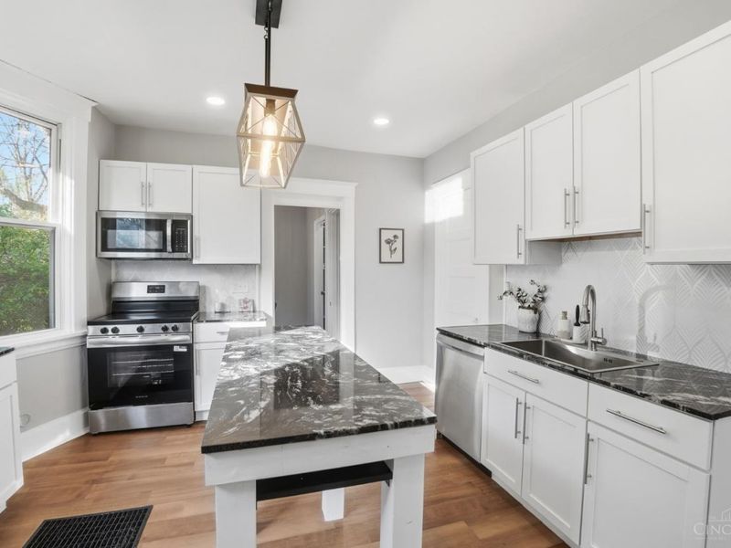 2721 Oakleaf Avenue, Cincinnati, OH 45212 Photo 10