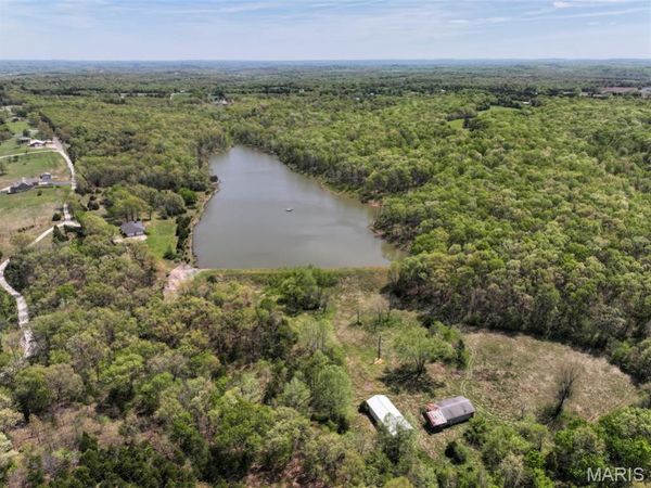 2551 Yellow Rock Road , De Soto, MO 63020