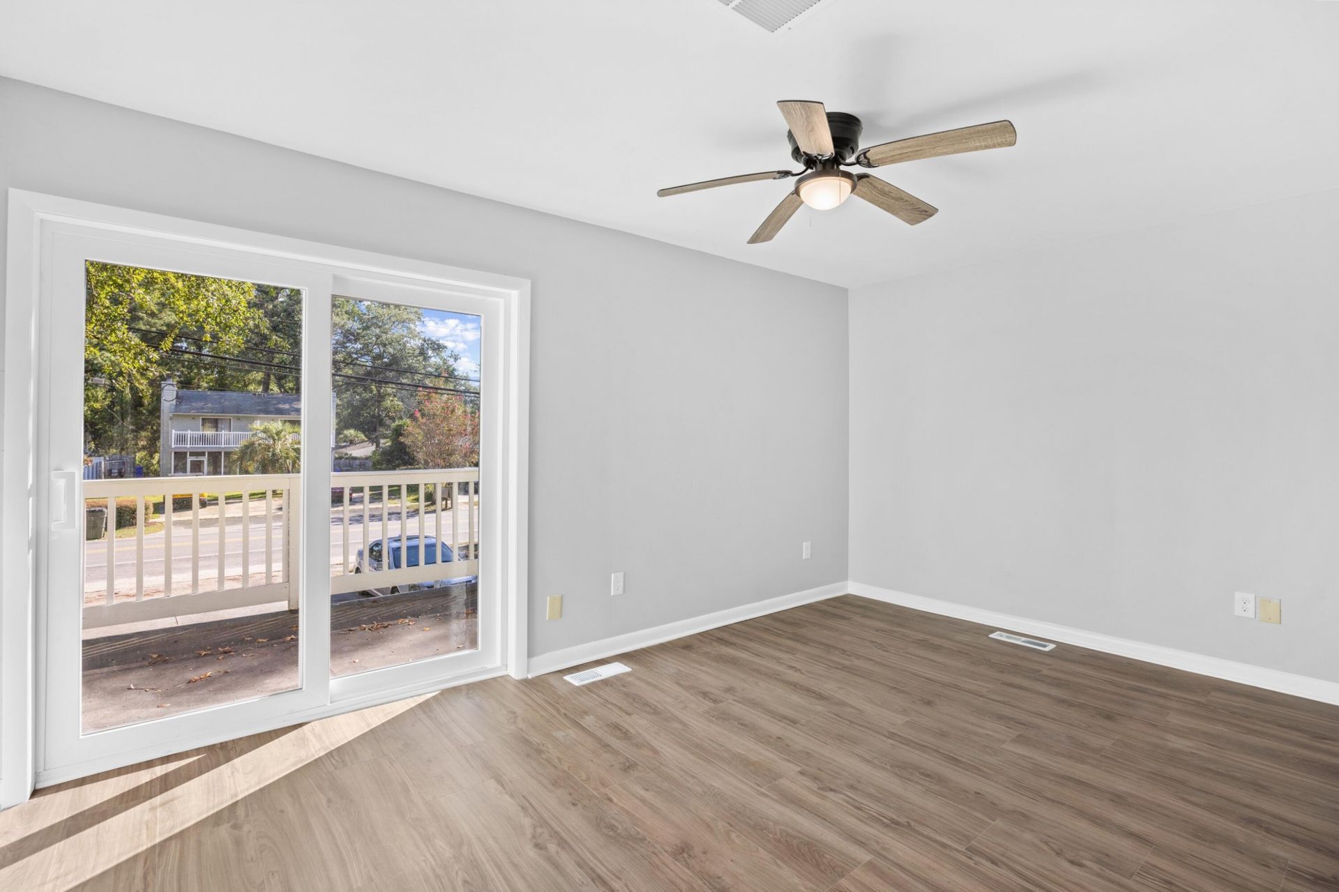 617 Surfside Drive Photo 28