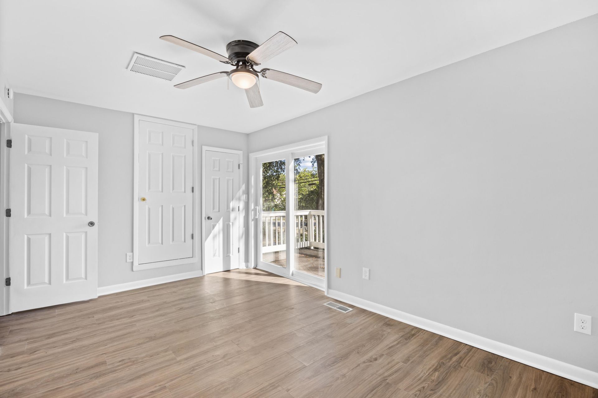 617 Surfside Drive Photo 29