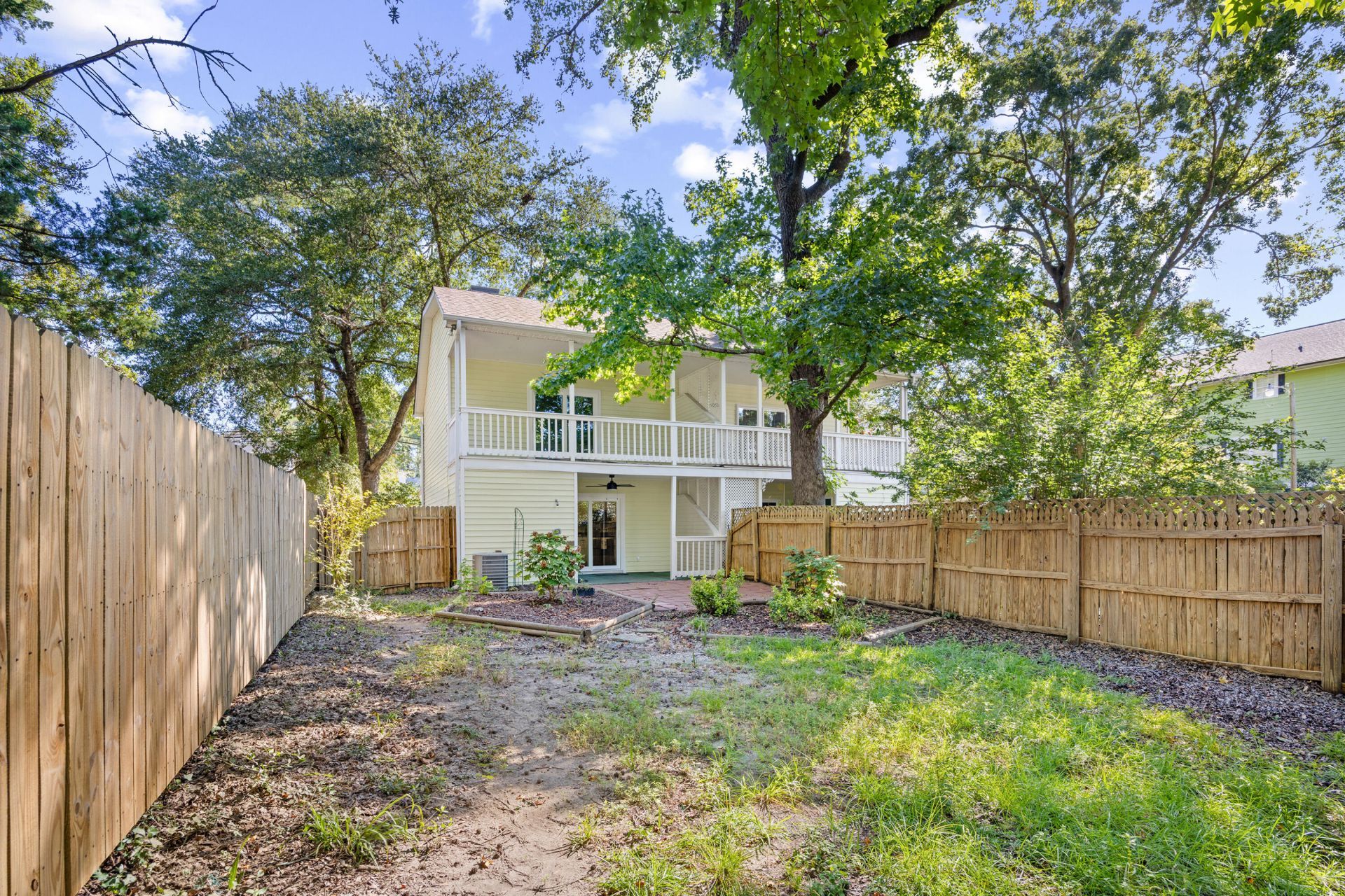 617 Surfside Drive Photo 6