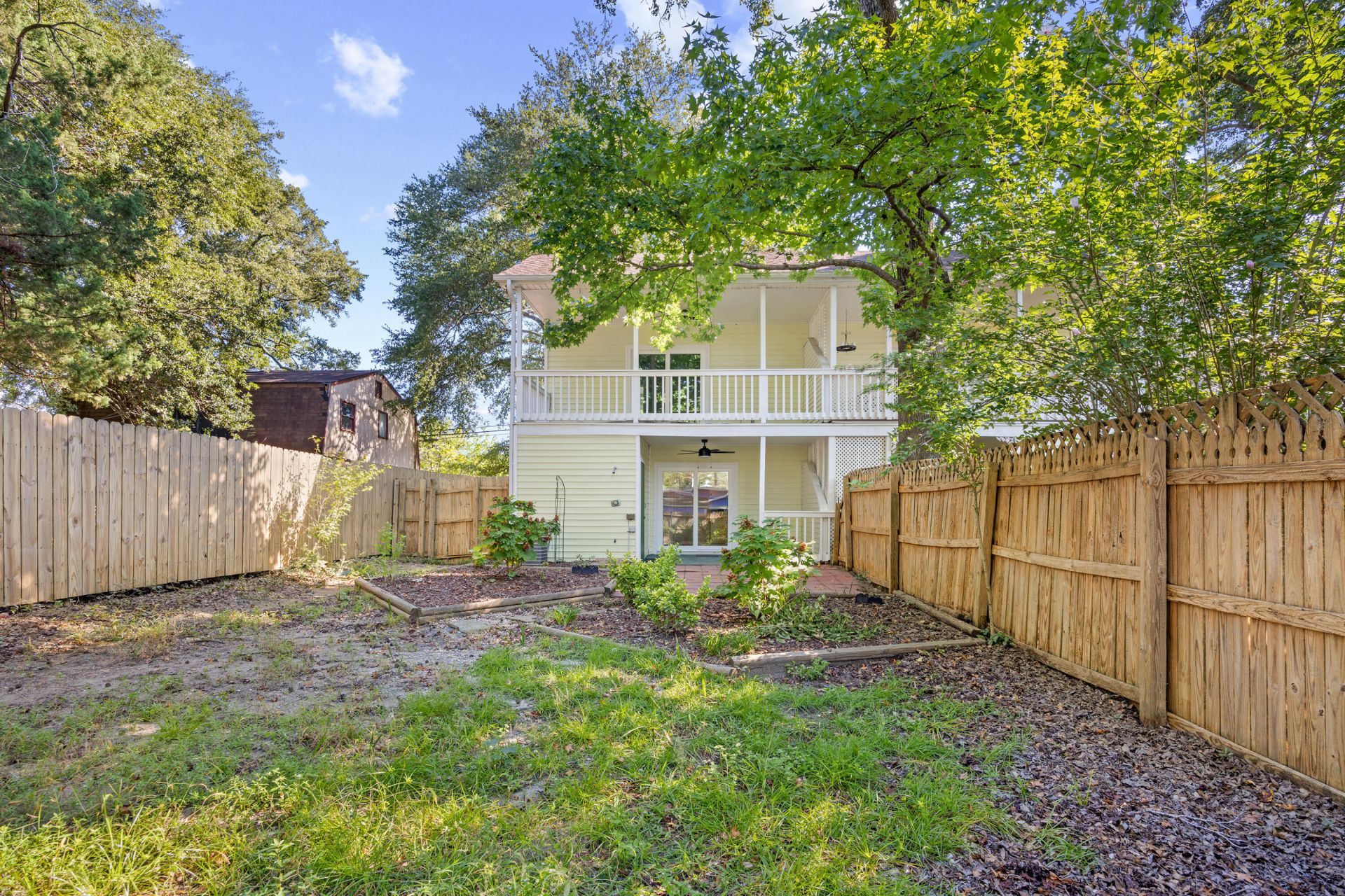 617 Surfside Drive Photo 7