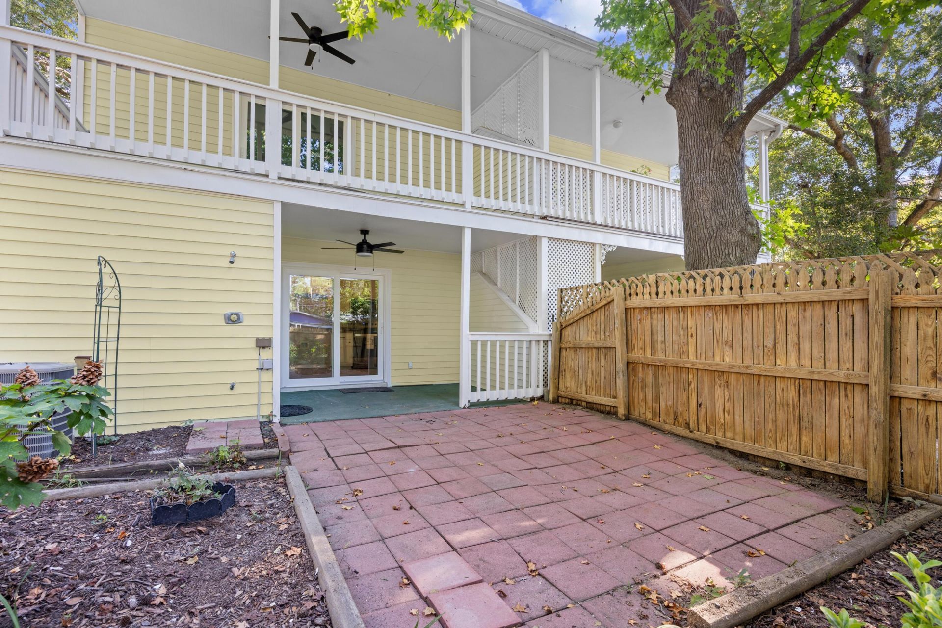 617 Surfside Drive Photo 8