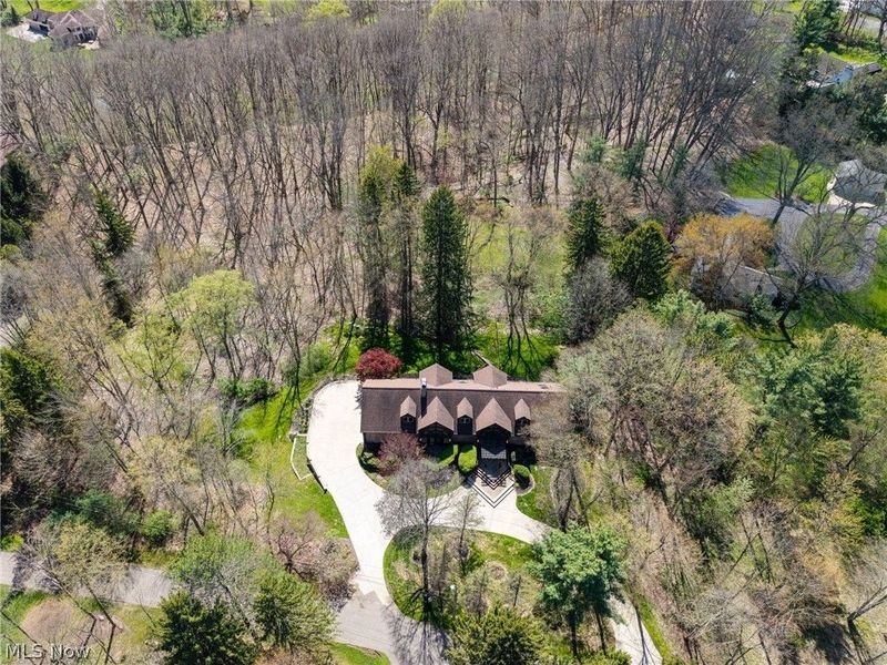 1180 Meadow Spur, Akron, OH 44333 Photo 14