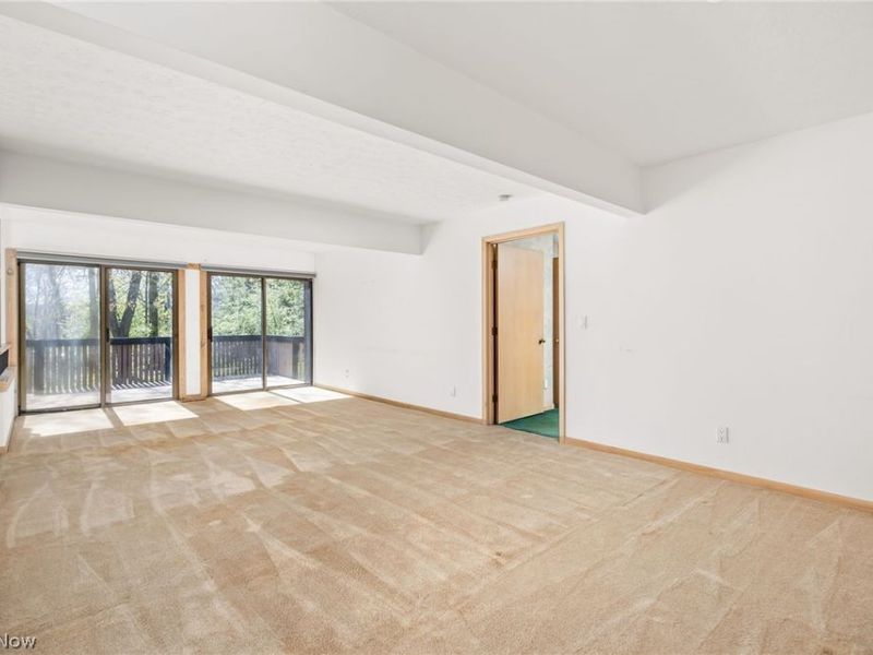 1180 Meadow Spur, Akron, OH 44333 Photo 18