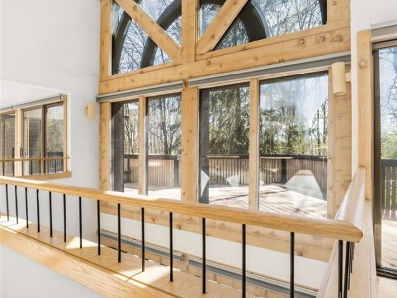 1180 Meadow Spur, Akron, OH 44333 Photo 23