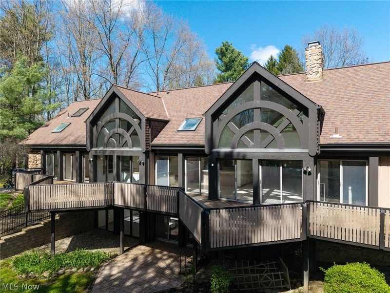 1180 Meadow Spur, Akron, OH 44333 Photo 8