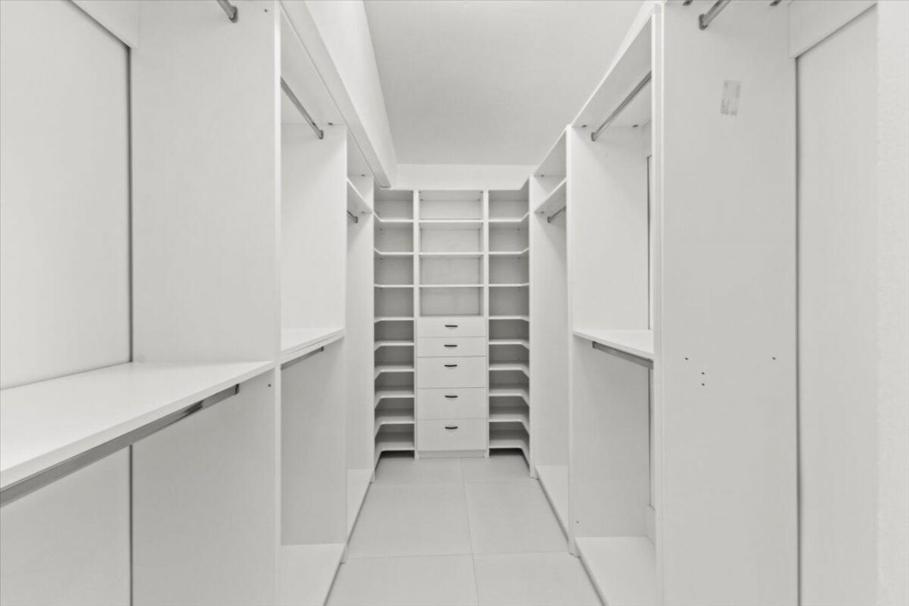 20221 NW 8th Street, Pembroke Pines, FL 33029 Photo