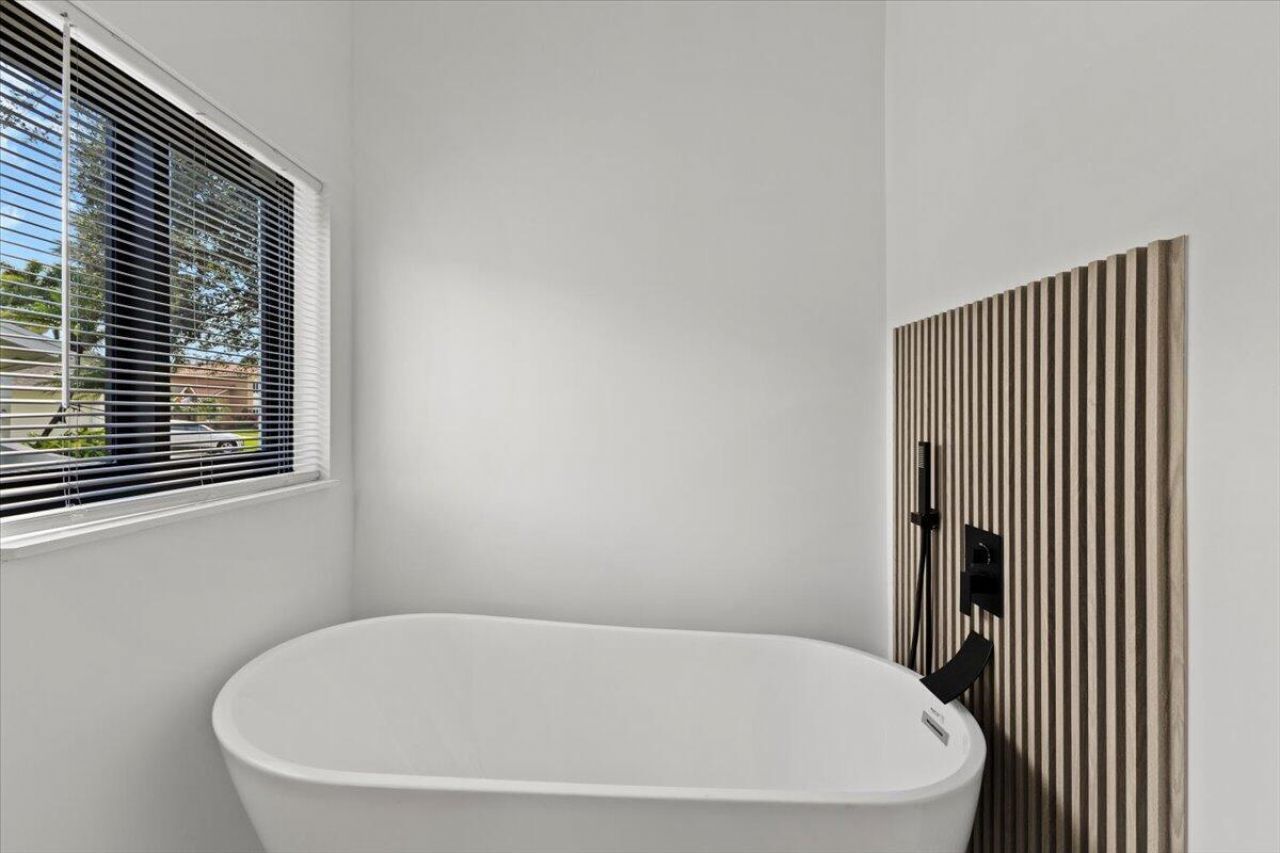 20221 NW 8th Street, Pembroke Pines, FL 33029 Photo