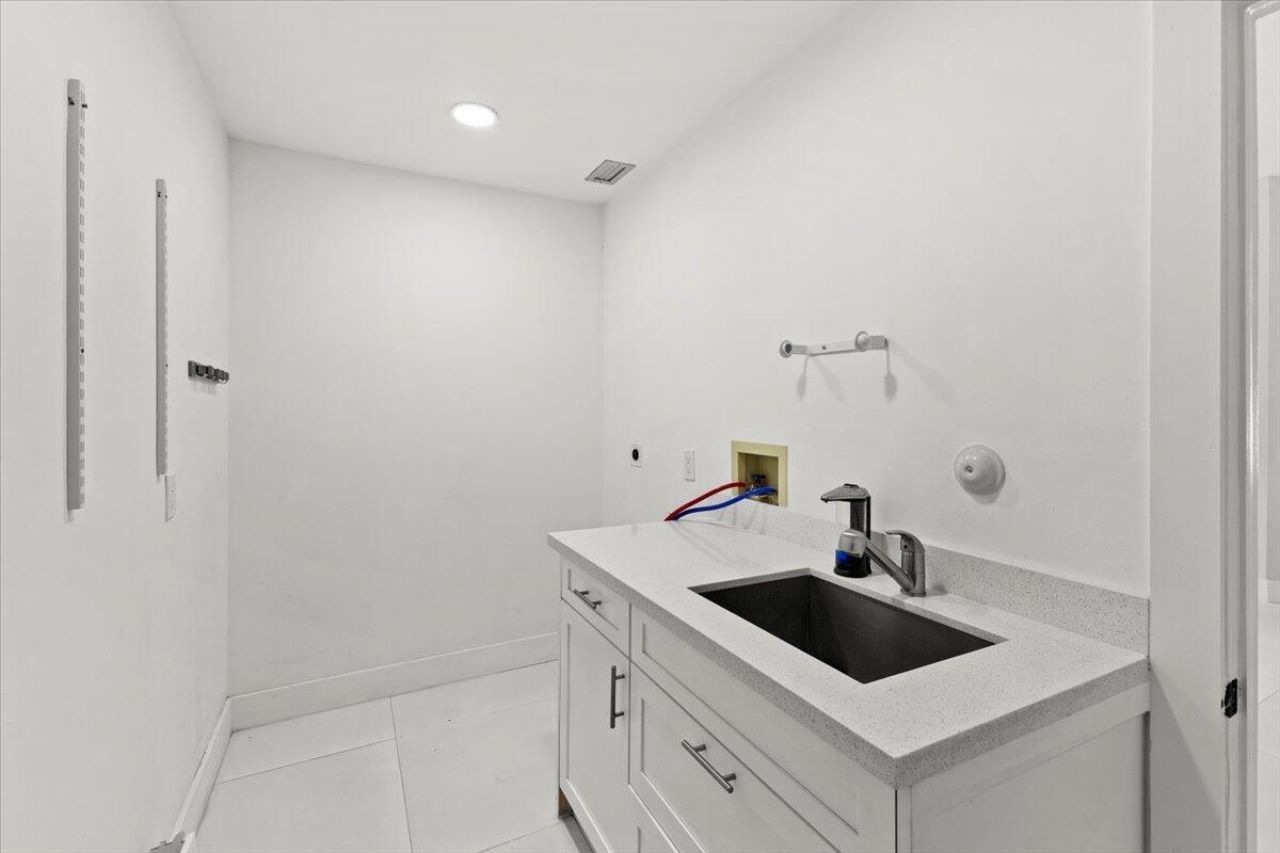 20221 NW 8th Street, Pembroke Pines, FL 33029 Photo