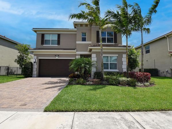 9748 Celtic Sea Lane, Delray Beach, FL 33446